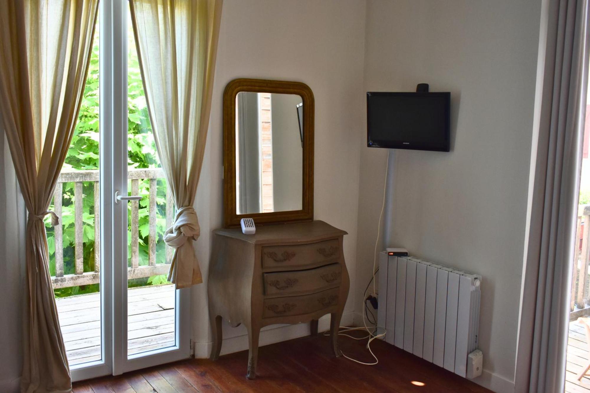 Villa Regis - Jardin-Parking-Wifi-Equipe Beyun Dış mekan fotoğraf