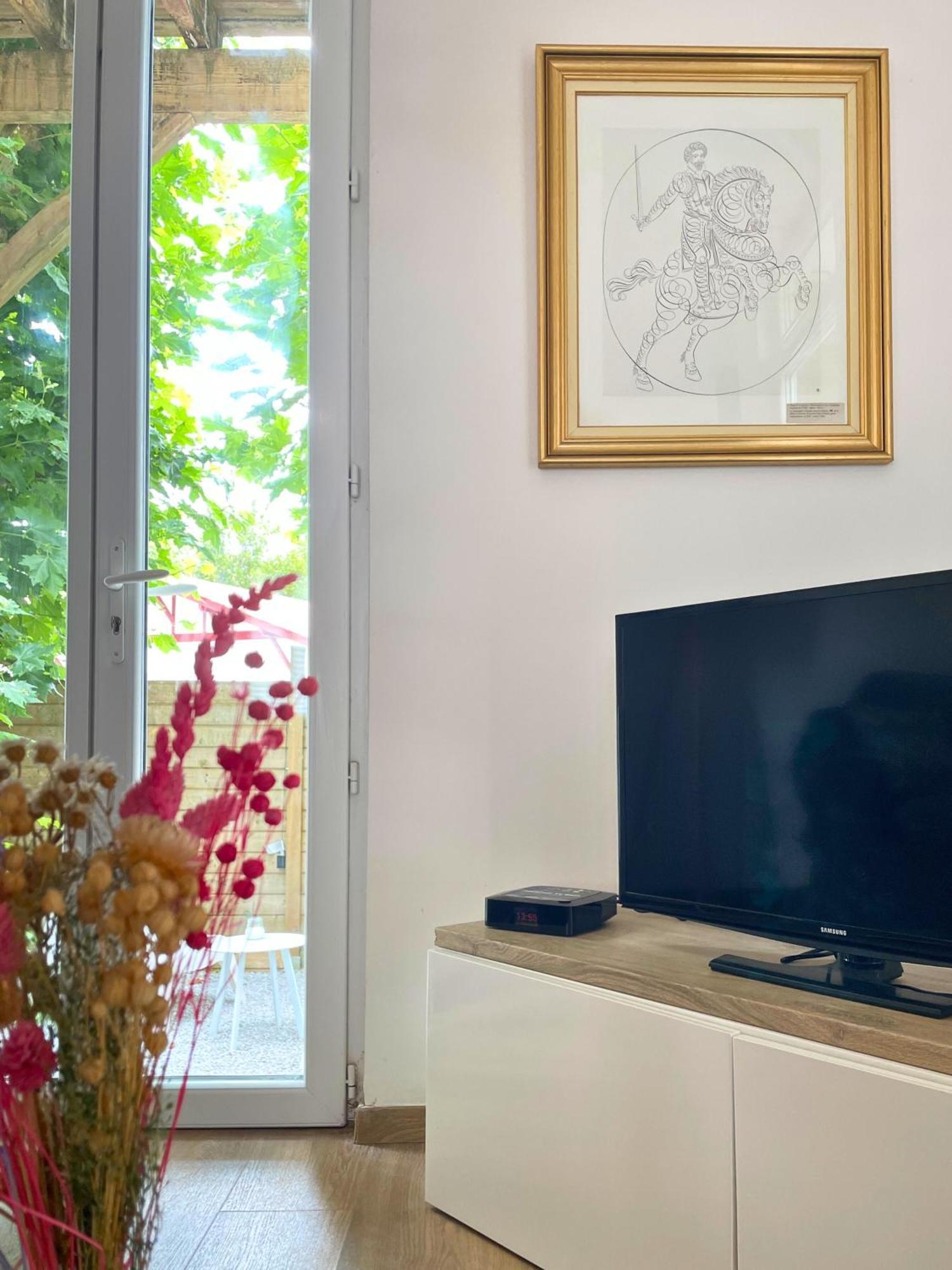 Villa Regis - Jardin-Parking-Wifi-Equipe Beyun Dış mekan fotoğraf
